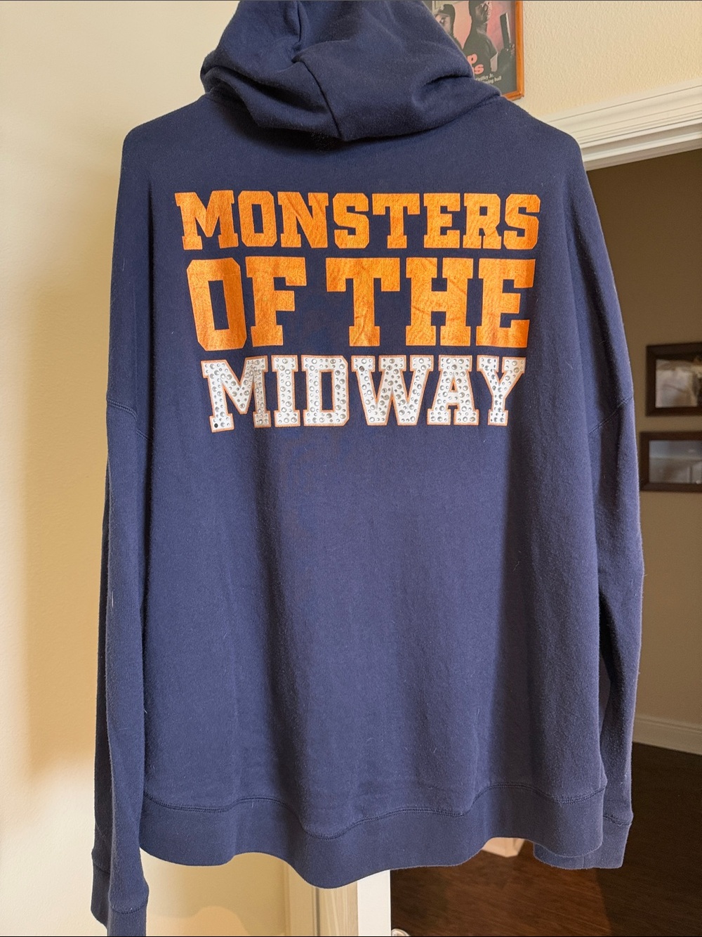 Chicago Bears x Victoria’s Secret PINK Navy Zip-Up Hoodie w/ rhinestones on back - Picture 7 of 7